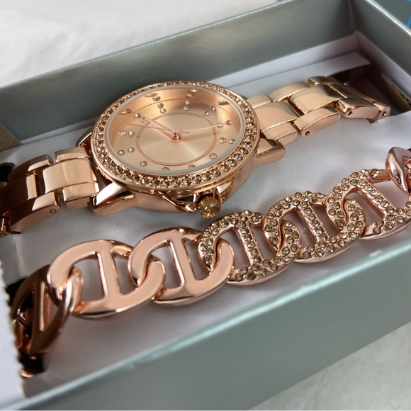Time & Tru Women’s Wristwatch & Bracelet Set Rose Gold Tone Crystal Accents New - Picture 5 of 10